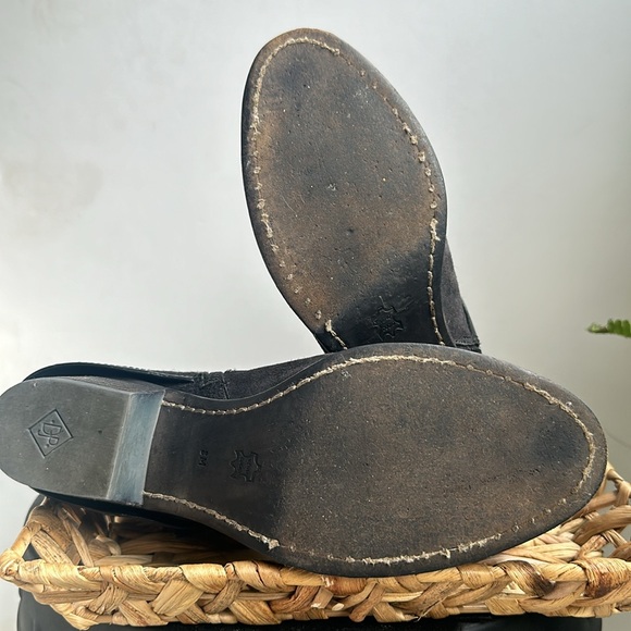 Donald Pliner Nubuck Black leather Boots - Picture 4 of 5